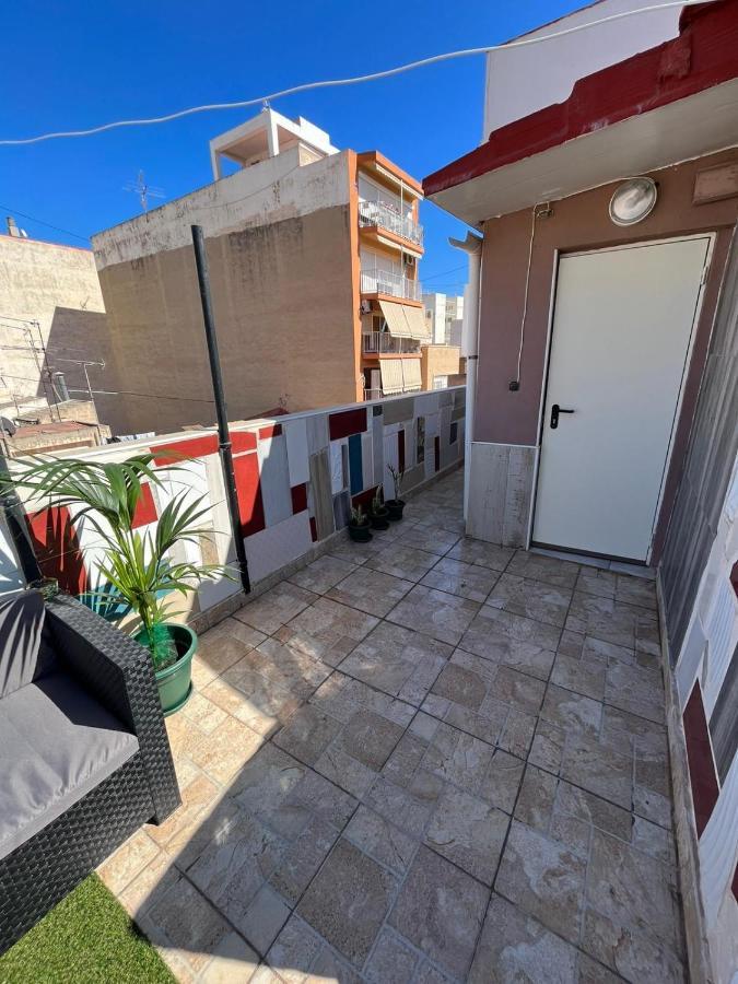 Piso céntrico en Alicante Exterior foto